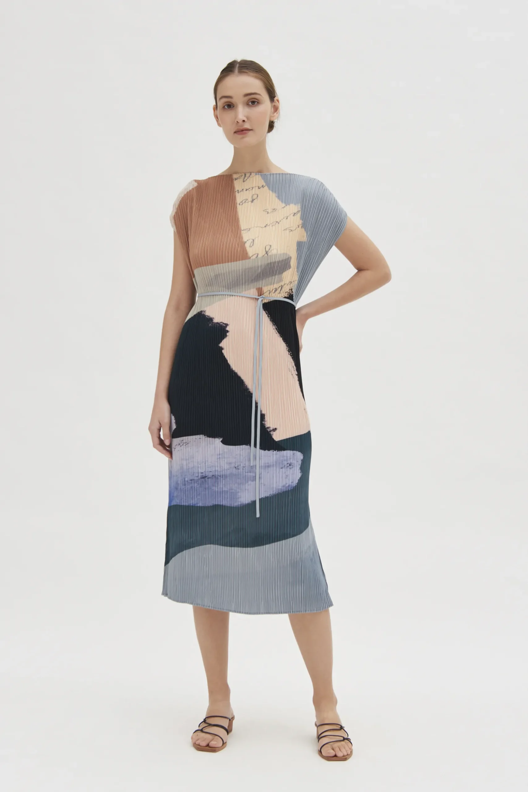 Analogue Pleated Kaftan