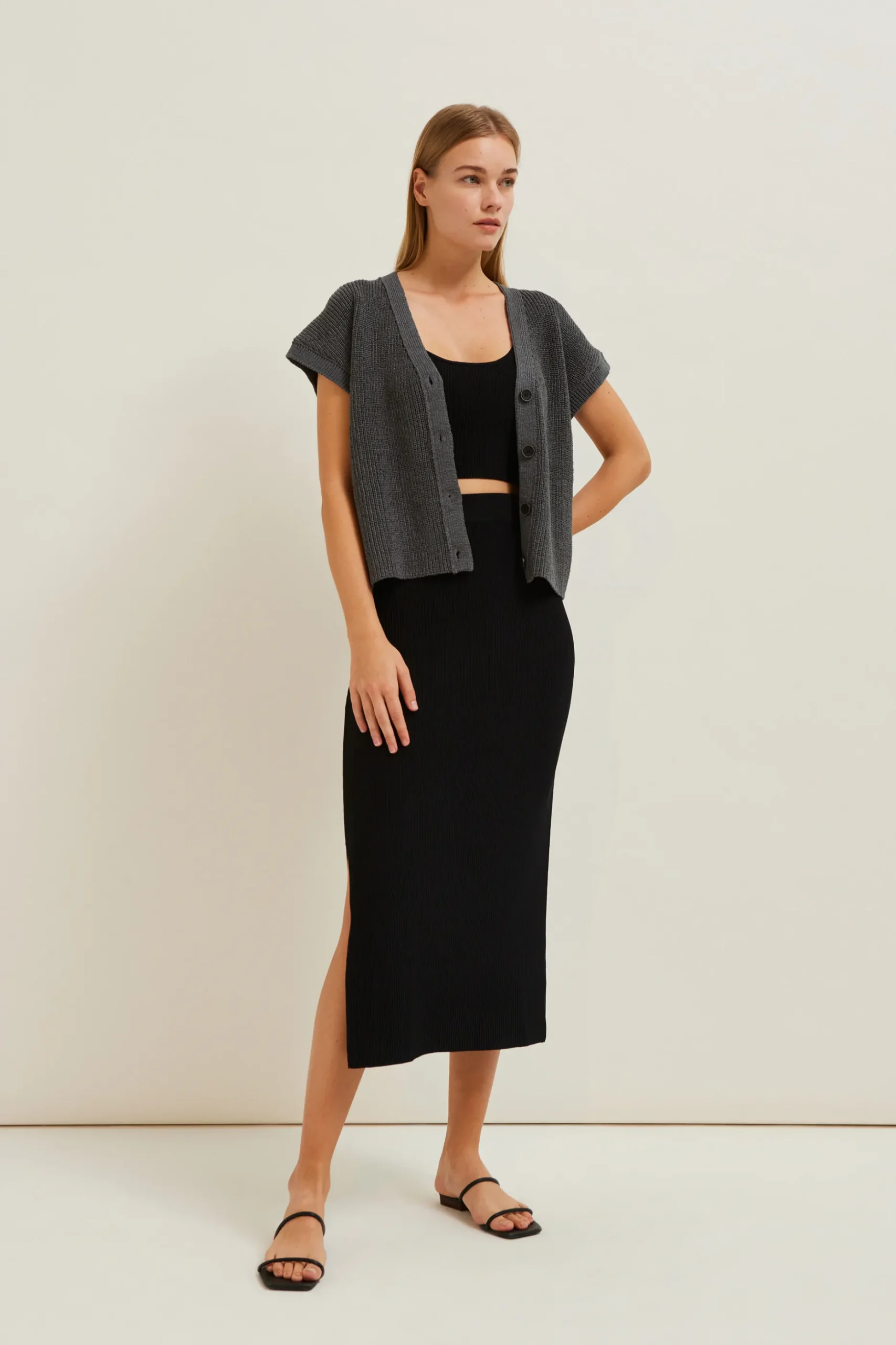 Button Down Chunky Knit Vest