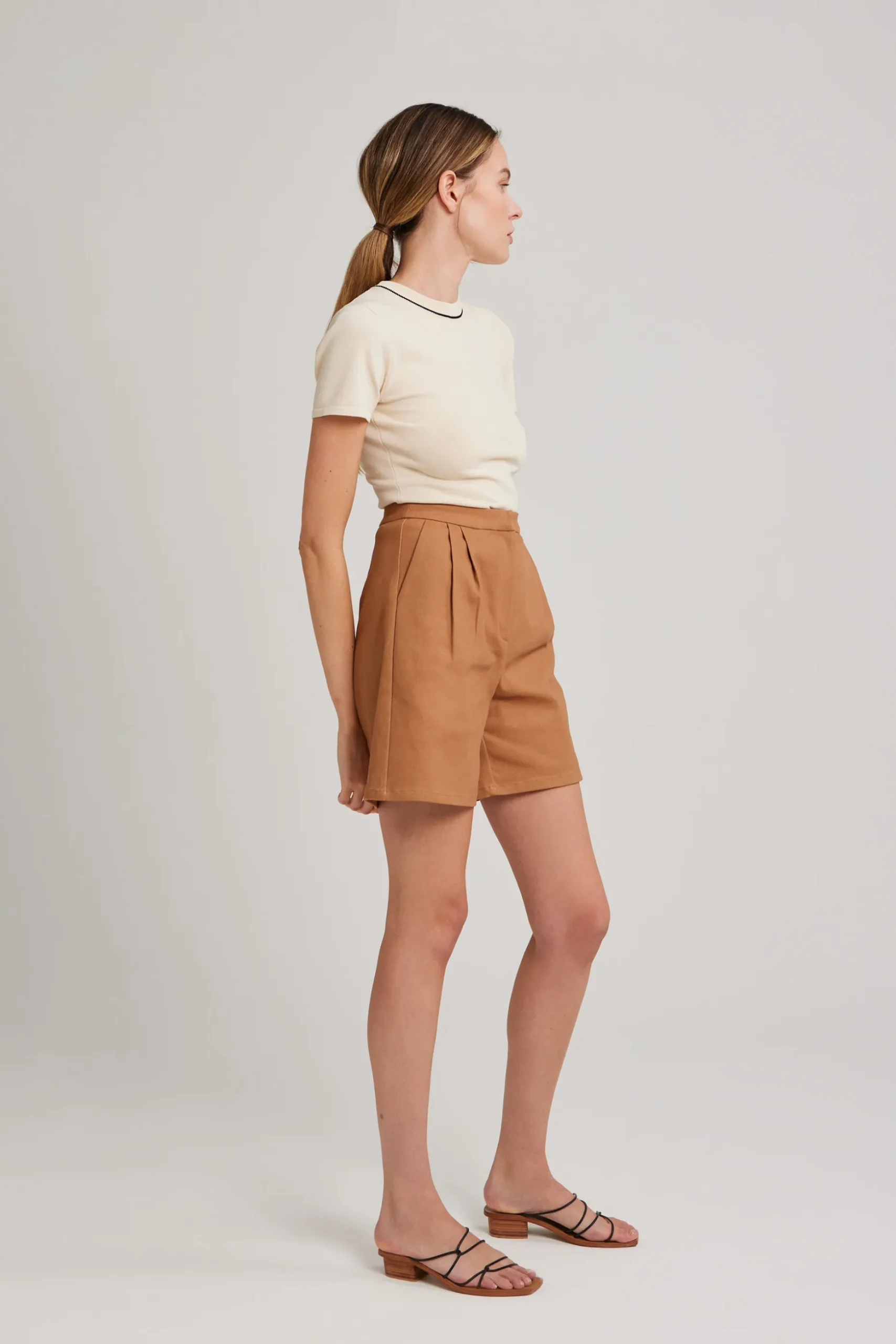 Contrast Collar Knit Top