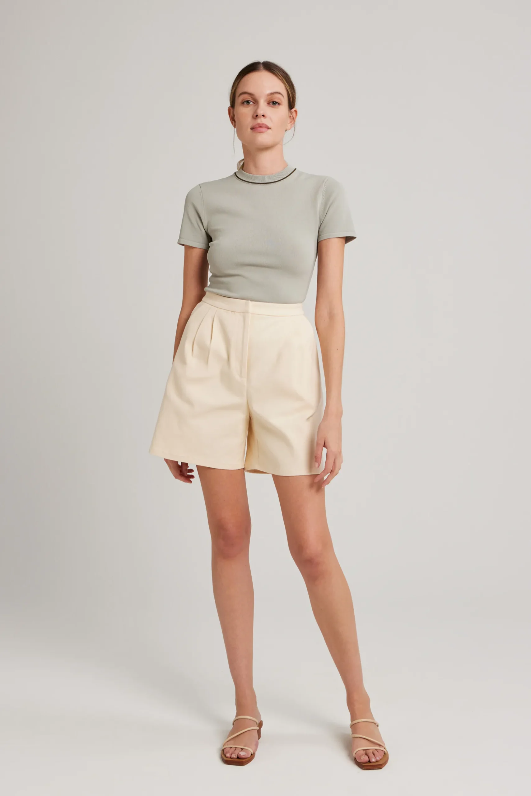 Contrast Collar Knit Top