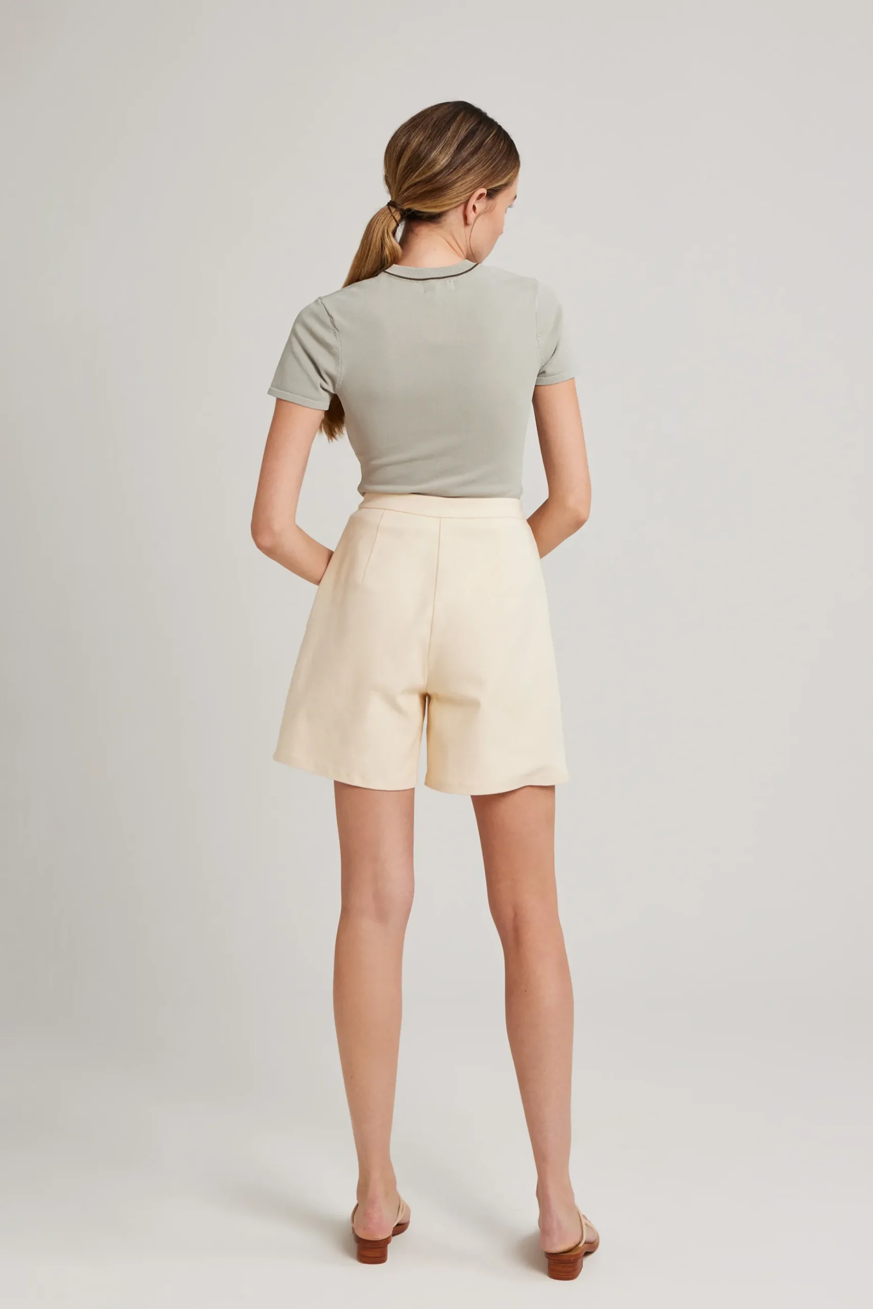 Contrast Collar Knit Top