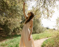 Contrast Detail Linen Maxi Dress