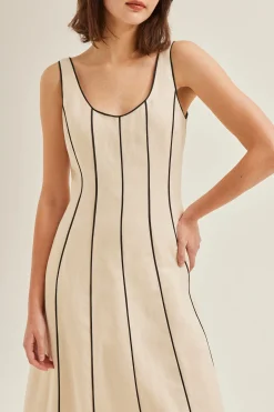 Contrast Detail Linen Maxi Dress
