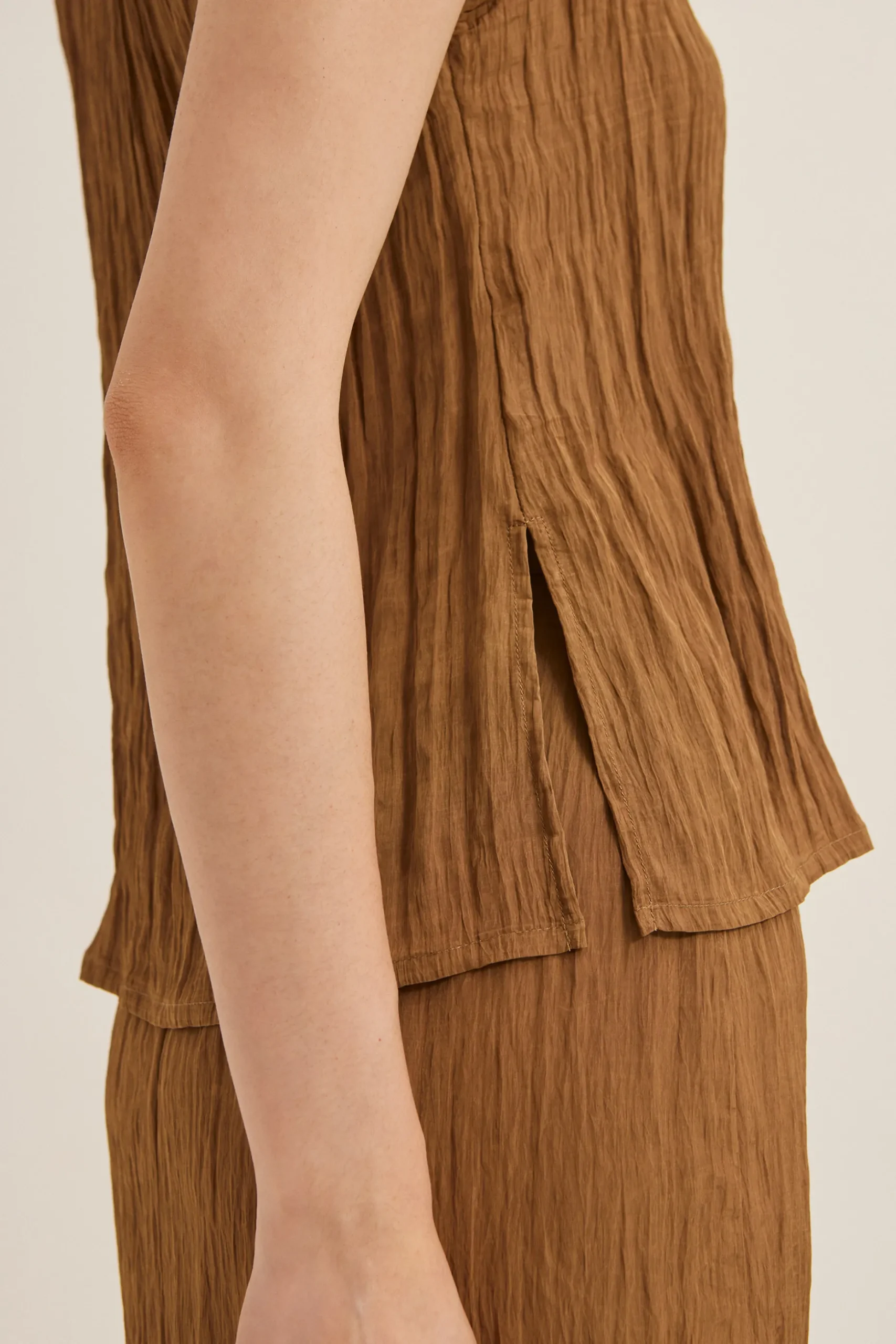 Crinkled V-Neck Shift Top