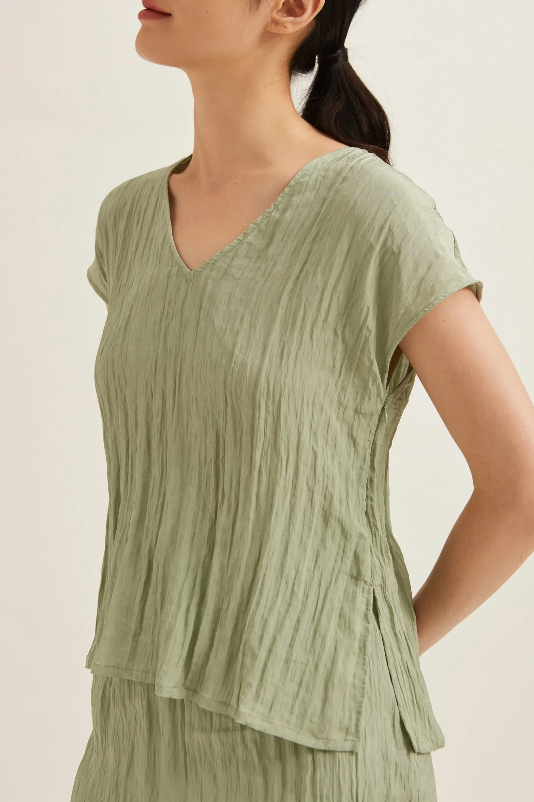 Crinkled V-Neck Shift Top
