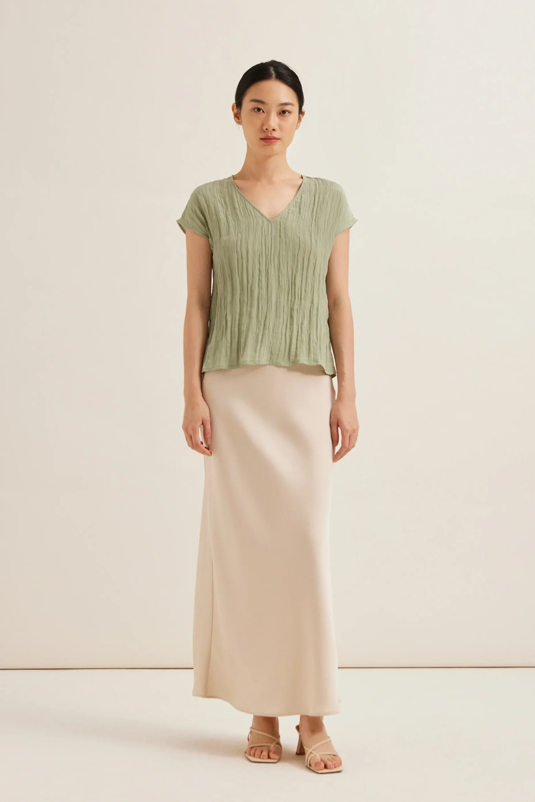 Crinkled V-Neck Shift Top