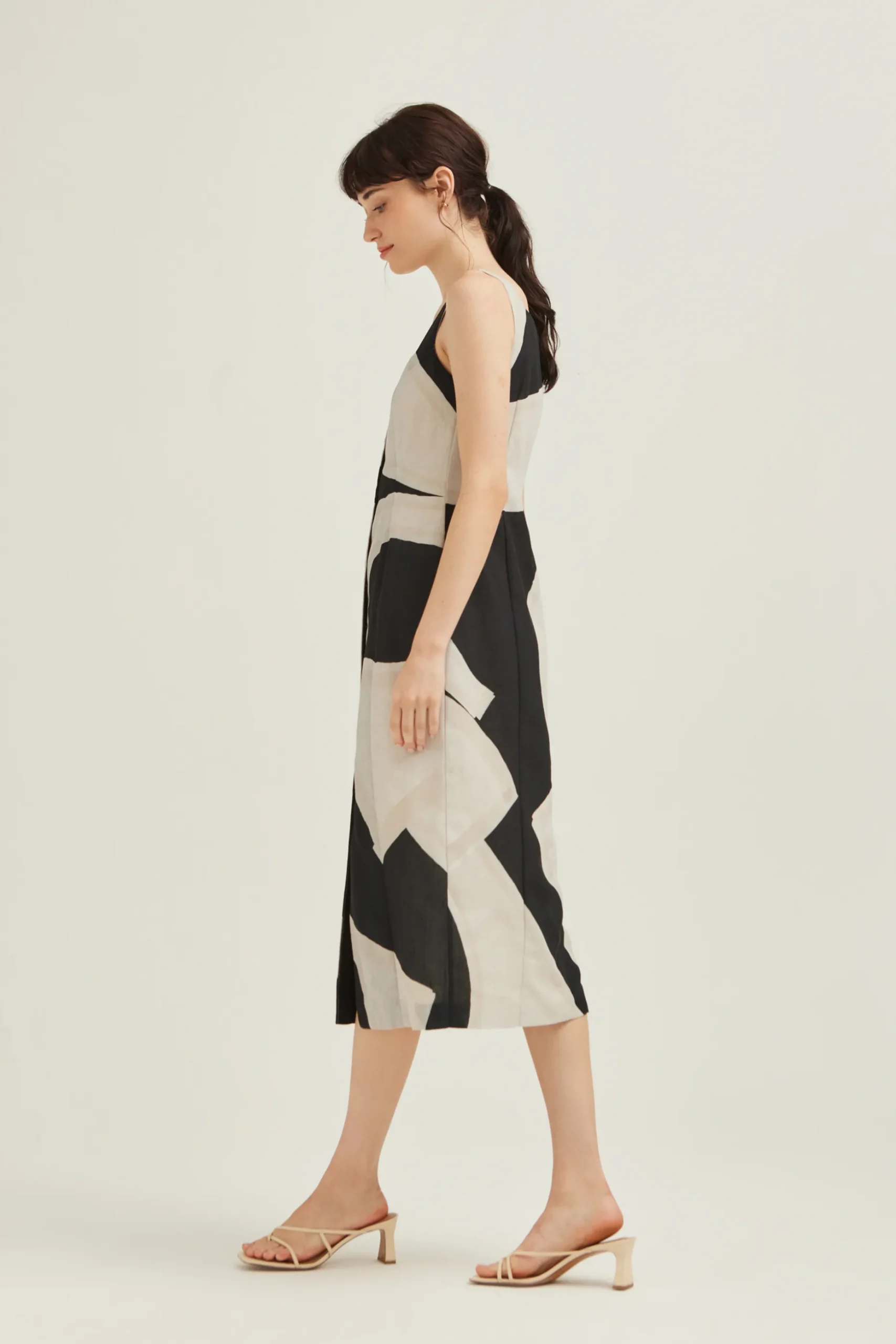 Dialogue Button-Down Vest Dress