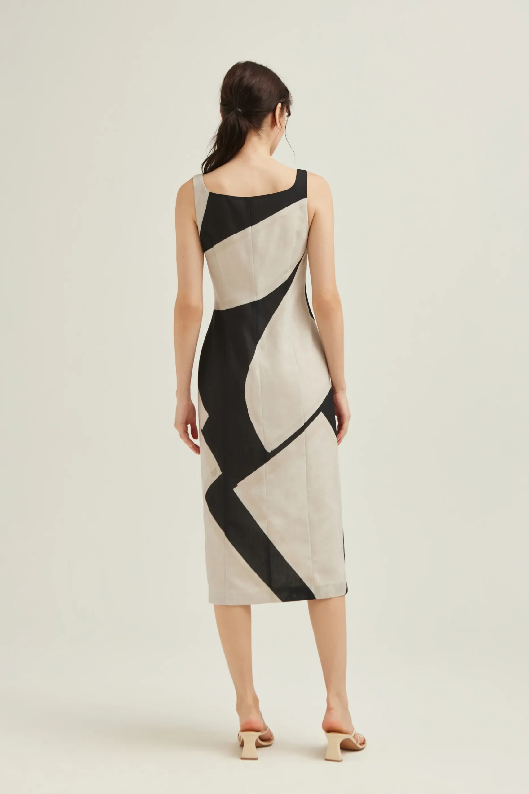 Dialogue Button-Down Vest Dress