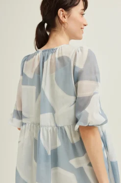 Dialogue Puff-Sleeve Shift Dress