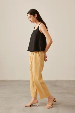 Linen Scoop-Neck Top
