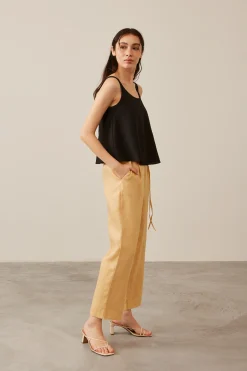Linen Scoop-Neck Top
