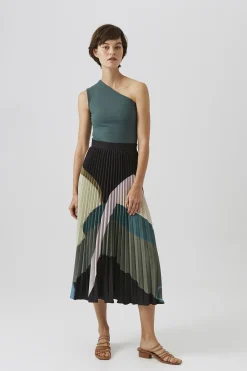 Mountains Pleated Skirt