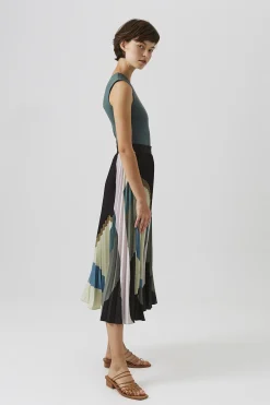 Mountains Pleated Skirt