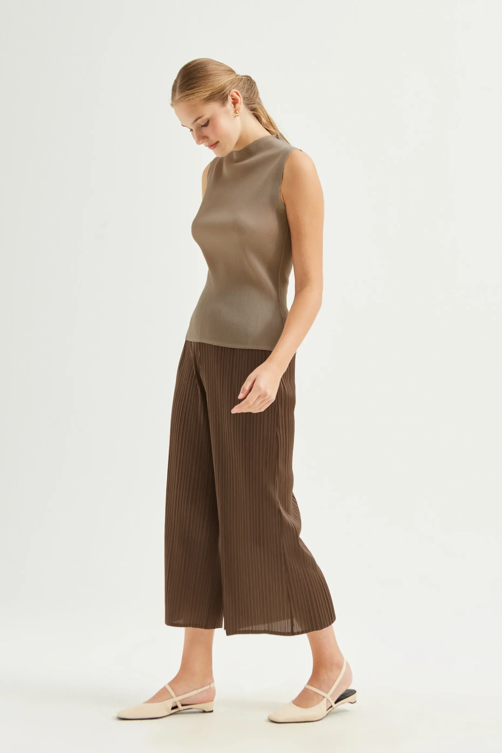 Plissé Pleated Wide-Leg Pants