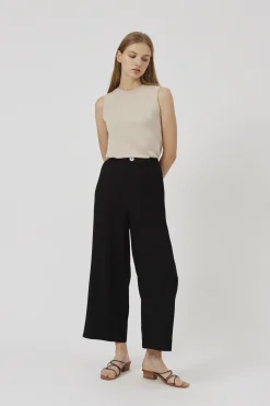 Relaxed High-Waisted Pants