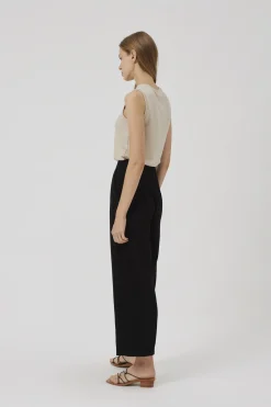 Relaxed High-Waisted Pants