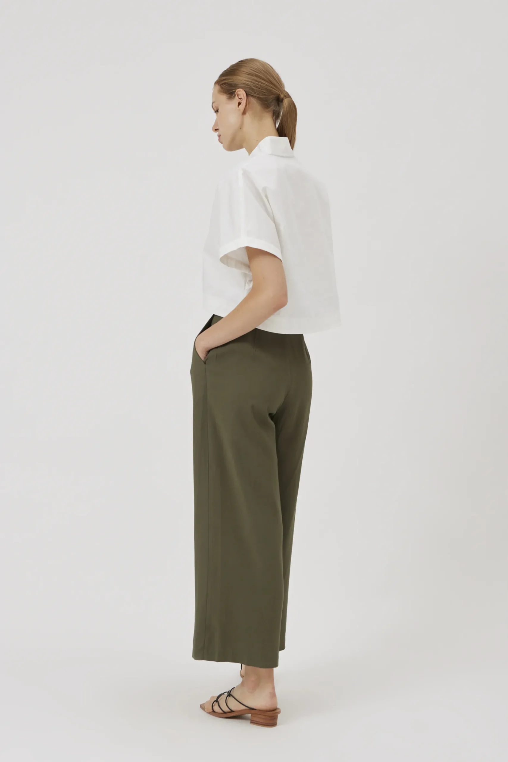 Relaxed High-Waisted Pants
