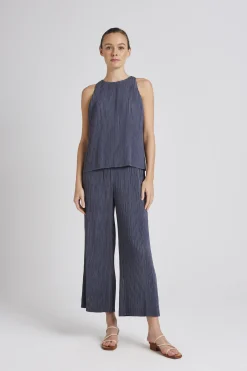 Relaxed Pleated Pants