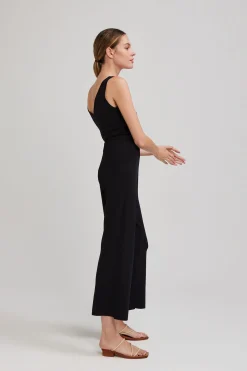 Sleeveless V-Neck Knit Top