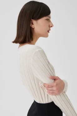 Soft Ribbed Knit Pullover