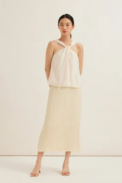 Two-Way Twist Knot Top