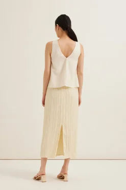 Two-Way Twist Knot Top